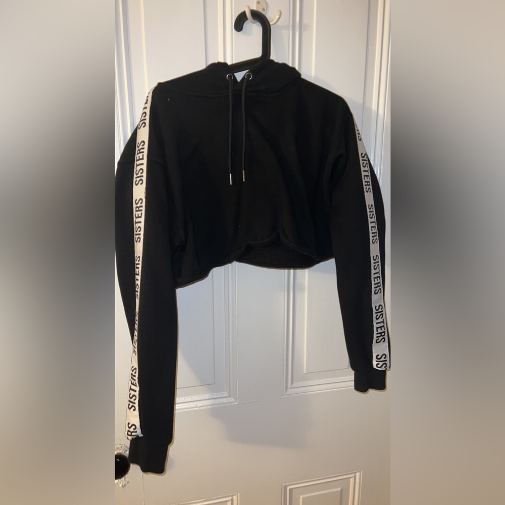 James Charles Cropped Sisters Hoodie. SIZE: XL